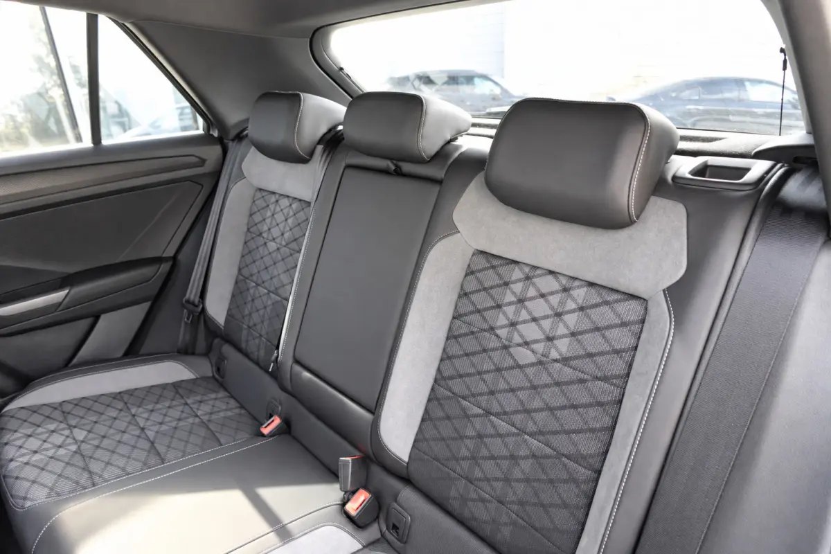 1.5 TSI R-Line PANO BEATS ASCOT GREY VOL