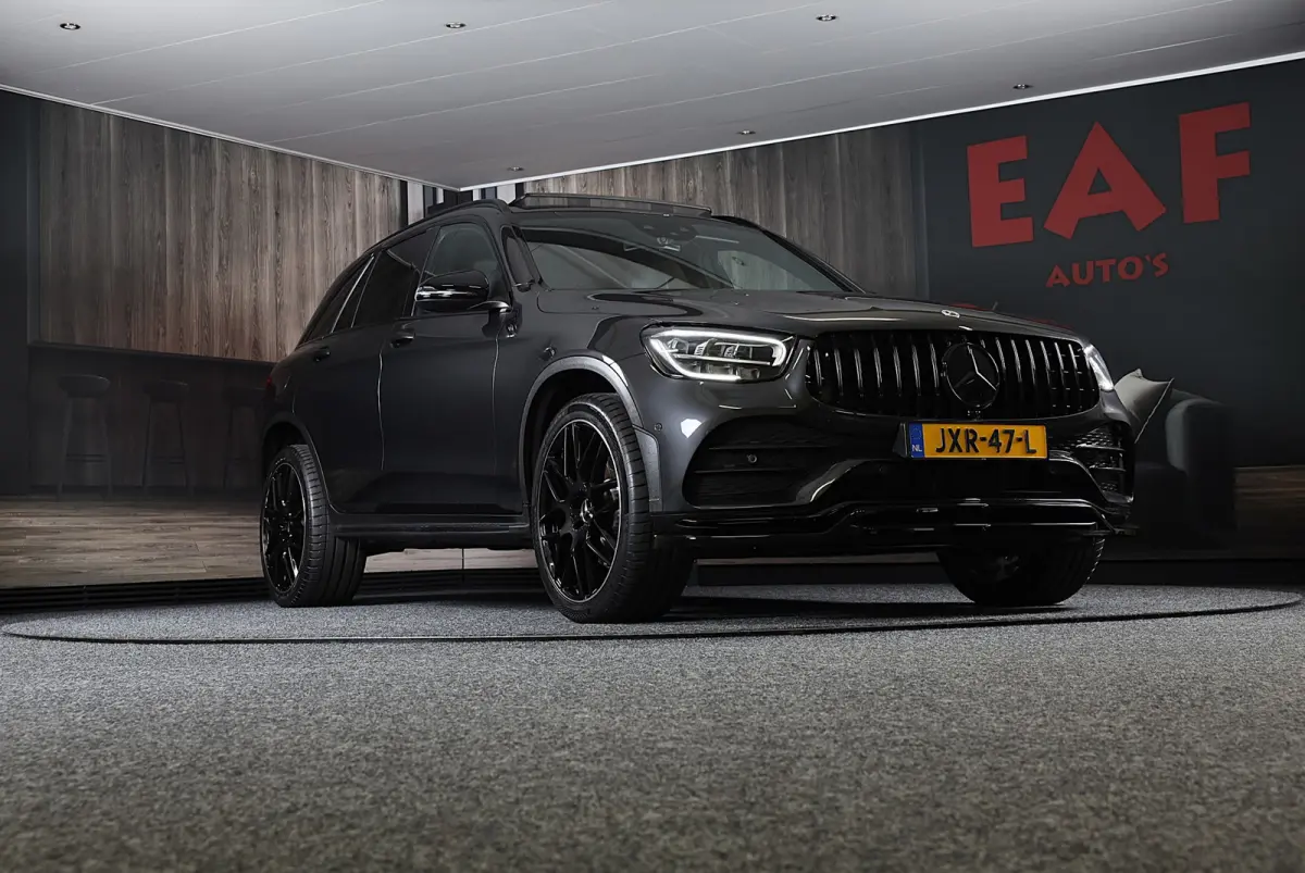 4MATIC AMG 63 Look / Digital Cockpit / Camera / Cruise Control / Augmented Reality / Open Pano / 21