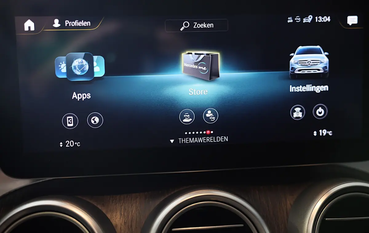 4MATIC AMG 63 Look / Digital Cockpit / Camera / Cruise Control / Augmented Reality / Open Pano / 21
