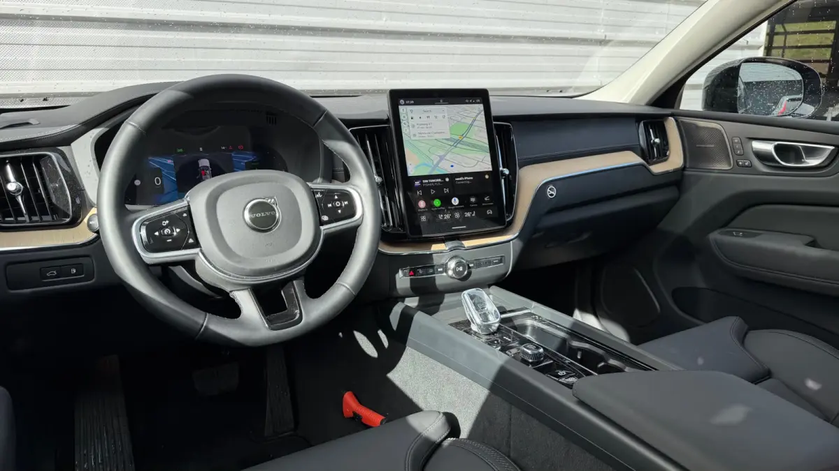 T6 350PK AWD Ultra Dark | Luchtvering | Trekh. | Privacy glas | Head Up Display | 360°