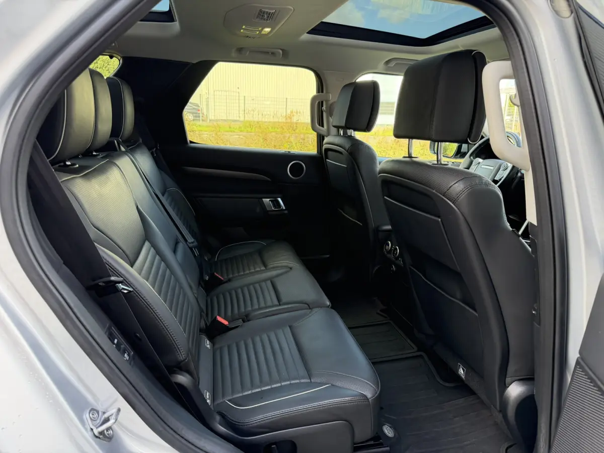 3.0 Td6 HSE Luxury 7persoons ACC LED Panoramadak Trekhaak Carplay Keyless Entry Stoelverwarming Stuurverwarming 3500 KG Trekgewicht! Head-Up Display Koelkastje