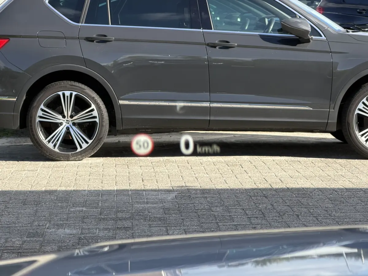 3.0 Td6 HSE Luxury 7persoons ACC LED Panoramadak Trekhaak Carplay Keyless Entry Stoelverwarming Stuurverwarming 3500 KG Trekgewicht! Head-Up Display Koelkastje