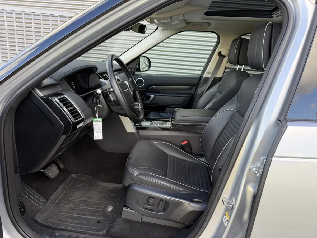 3.0 Td6 HSE Luxury 7persoons ACC LED Panoramadak Trekhaak Carplay Keyless Entry Stoelverwarming Stuurverwarming 3500 KG Trekgewicht! Head-Up Display Koelkastje