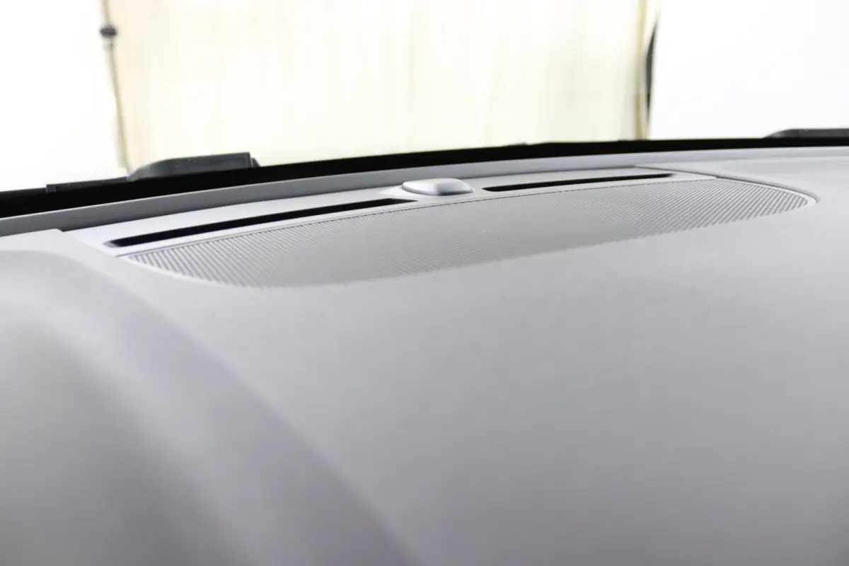 Plus 70 kWh | Camera | 91% SoH |  Keyless | Stoel/ Stuurverwarming | All-Season Banden | Navigatie | CarPlay/Android Auto