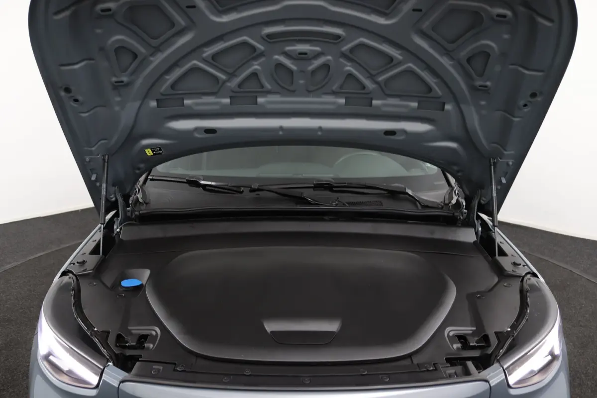 Plus 70 kWh | Camera | 91% SoH |  Keyless | Stoel/ Stuurverwarming | All-Season Banden | Navigatie | CarPlay/Android Auto