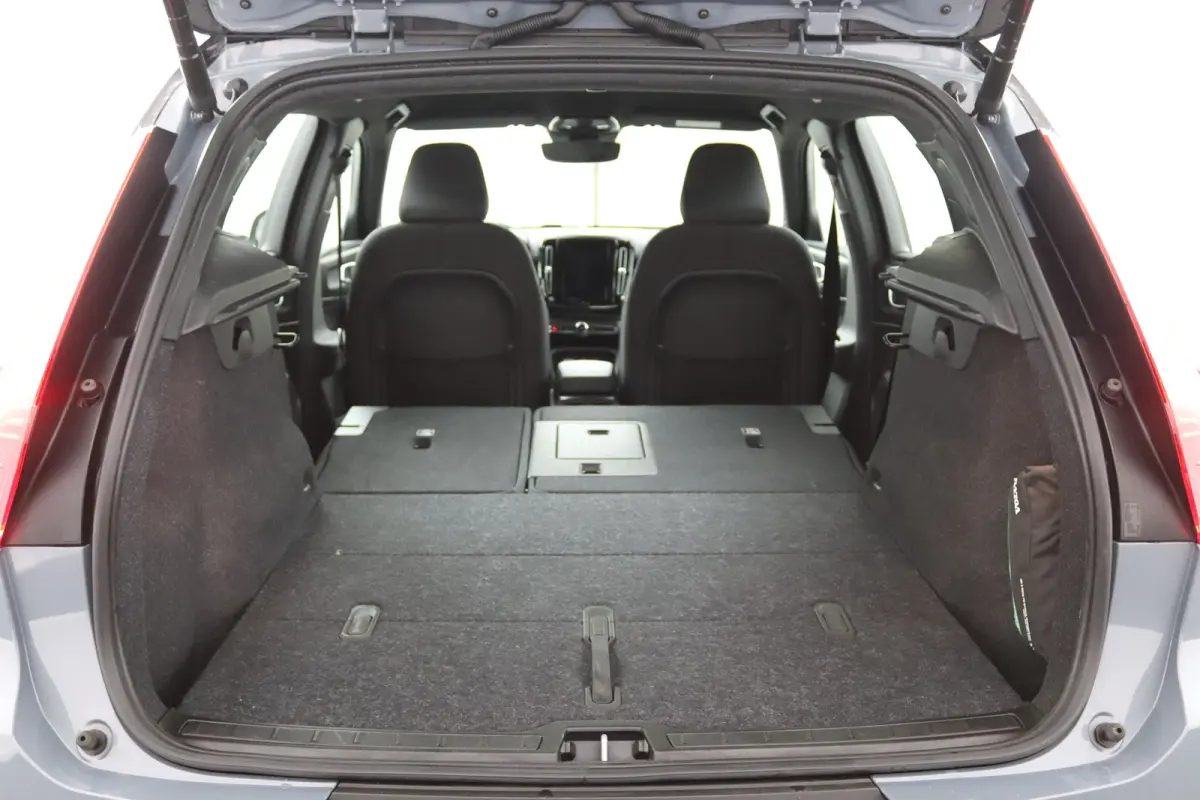Plus 70 kWh | Camera | 91% SoH |  Keyless | Stoel/ Stuurverwarming | All-Season Banden | Navigatie | CarPlay/Android Auto