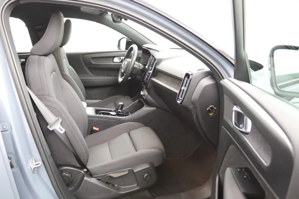 Plus 70 kWh | Camera | 91% SoH |  Keyless | Stoel/ Stuurverwarming | All-Season Banden | Navigatie | CarPlay/Android Auto