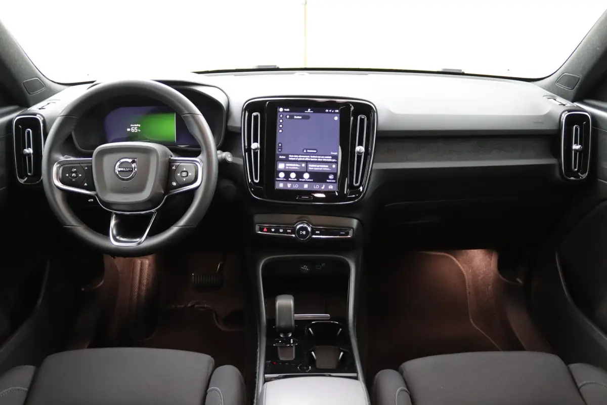 Plus 70 kWh | Camera | 91% SoH |  Keyless | Stoel/ Stuurverwarming | All-Season Banden | Navigatie | CarPlay/Android Auto
