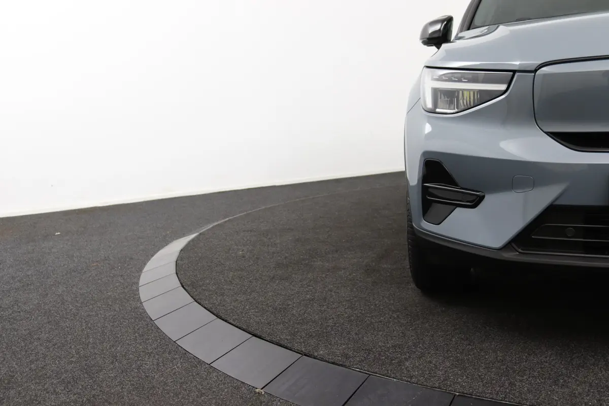 Plus 70 kWh | Camera | 91% SoH |  Keyless | Stoel/ Stuurverwarming | All-Season Banden | Navigatie | CarPlay/Android Auto
