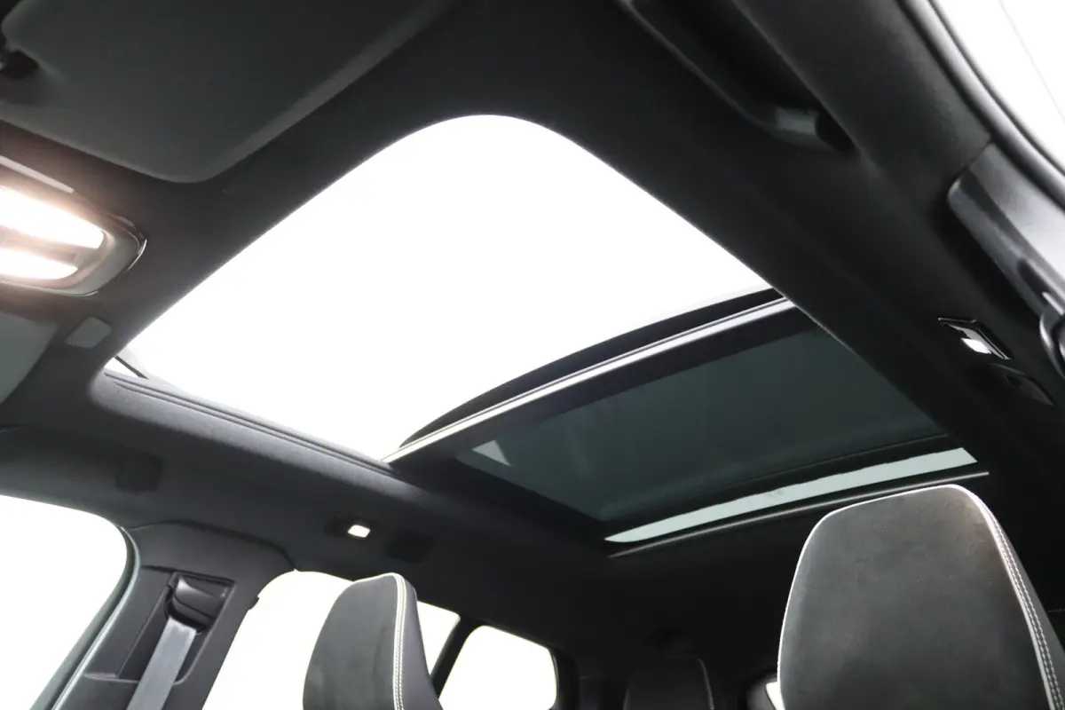 Twin Pro | SoH 94% | Panoramadak | 360 Camera | Elek. Stoel | Harman/Kardon | Adaptive LED | 20 Inch | Luxe Bekleding