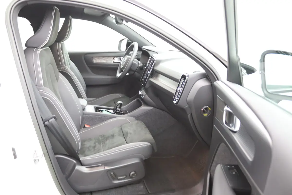Twin Pro | SoH 94% | Panoramadak | 360 Camera | Elek. Stoel | Harman/Kardon | Adaptive LED | 20 Inch | Luxe Bekleding