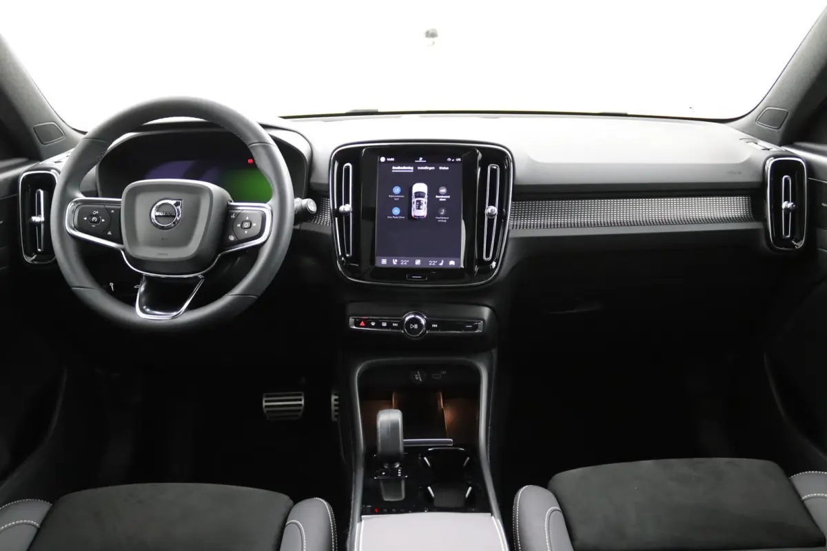 Twin Pro | SoH 94% | Panoramadak | 360 Camera | Elek. Stoel | Harman/Kardon | Adaptive LED | 20 Inch | Luxe Bekleding