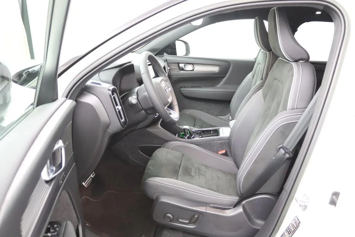 Twin Pro | SoH 94% | Panoramadak | 360 Camera | Elek. Stoel | Harman/Kardon | Adaptive LED | 20 Inch | Luxe Bekleding