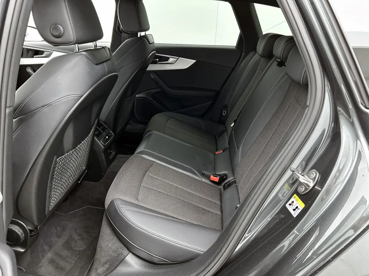 35 TFSI S edition Competition 150 PK | S-line | Navigatie |