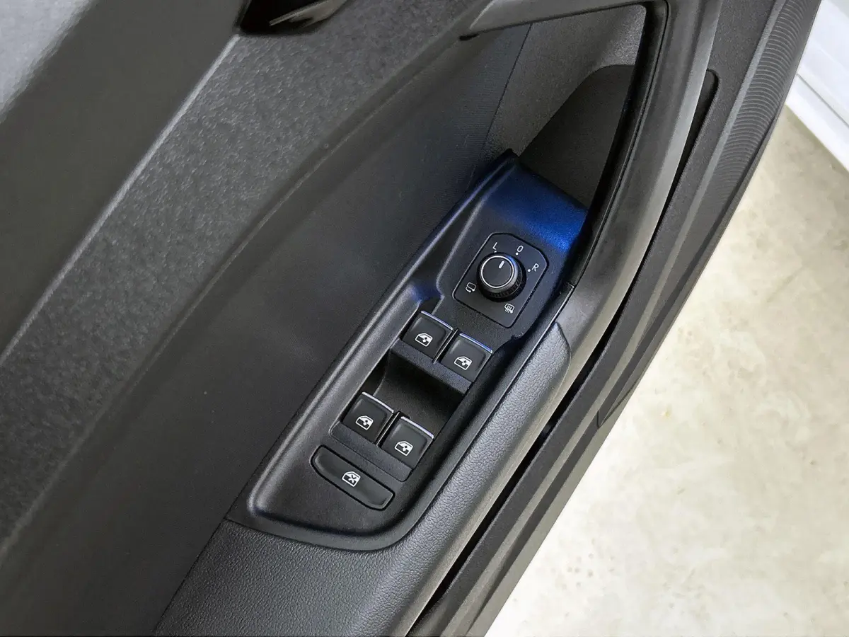 40 TFSI edition one 200 PK | | S-line | Automaat | Navigatie | Keyless | Adaptive Cruise Control | Stoelverwarming | Climate Control | Lichtmetalen velgen |