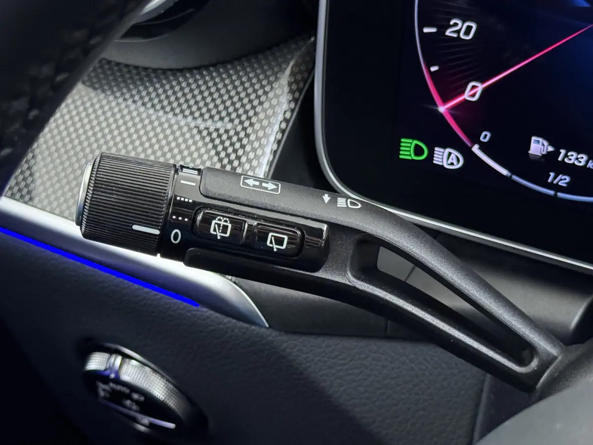 AMG 4Matic // Trekhaak // Memory // 360 Camera // Panoramadak // Digital Light // Night pakket // Keyless // Augmented