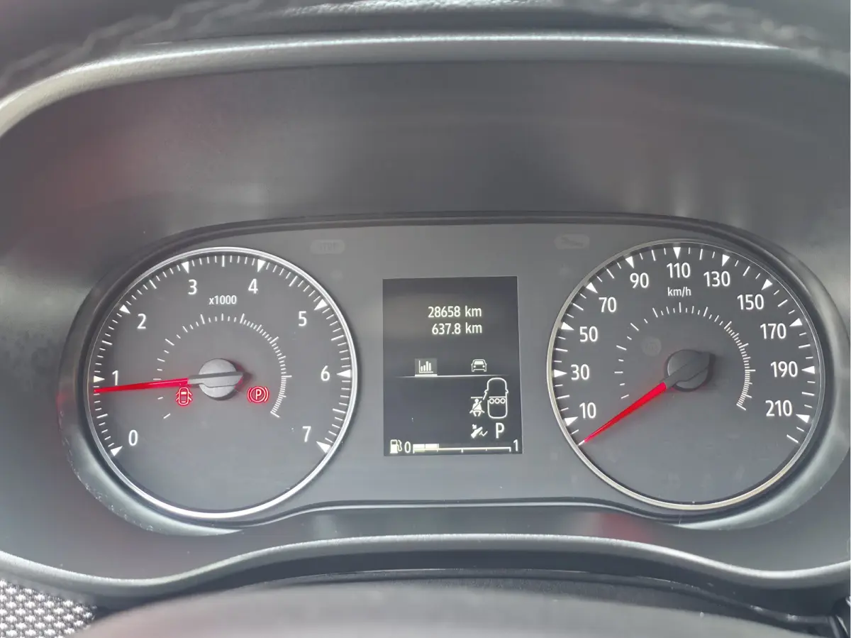 1.0 TCe 90 Expression Automaat | Apple/Android CarPlay | Trekhaak 1100KG