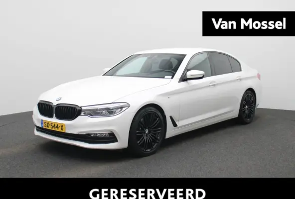 520i High Executive | ACHTERUITRIJCAMERA | APPLE CARPLAY - ANDROID AUTO | STOELVERWARMING | SFEERVERLICHTING | LEDER | MEMORY | CRUISE CONTROL | CLIMATE CONTROL |