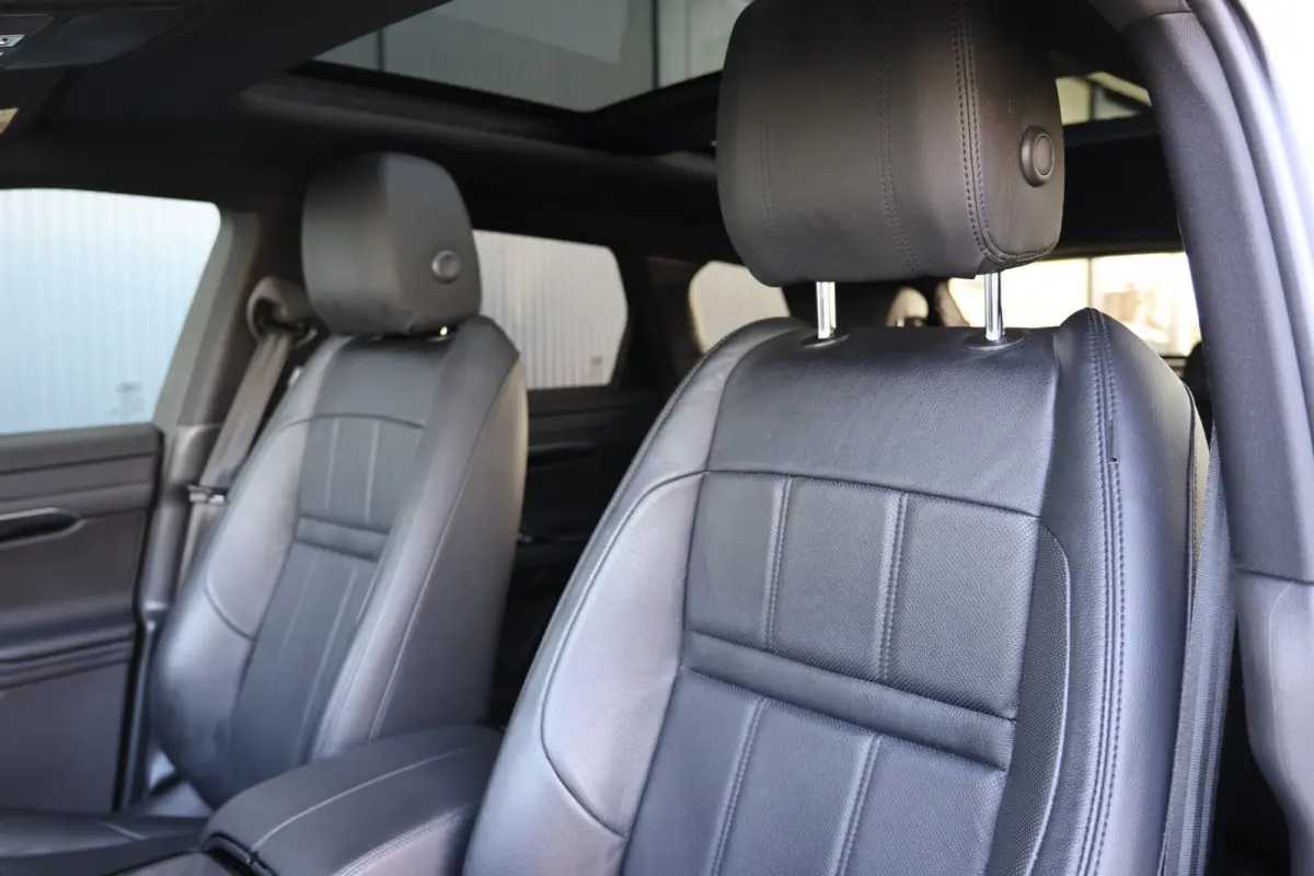 1.5 P300e AWD R-Dynamic HSE | panoramadak | meridian sound | elek. trekhaak | adap. cruise | carplay