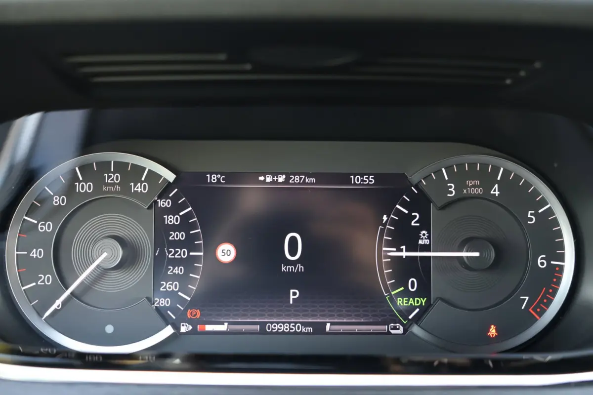 1.5 P300e AWD R-Dynamic HSE | panoramadak | meridian sound | elek. trekhaak | adap. cruise | carplay
