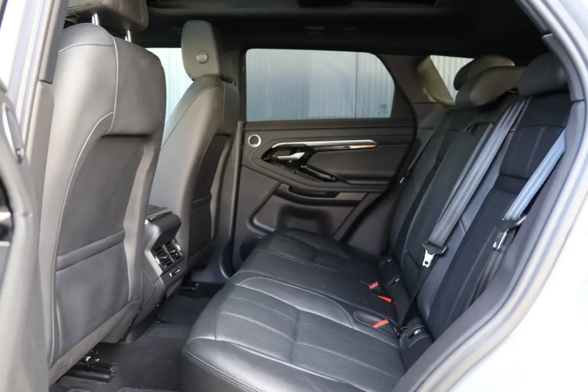 1.5 P300e AWD R-Dynamic HSE | panoramadak | meridian sound | elek. trekhaak | adap. cruise | carplay