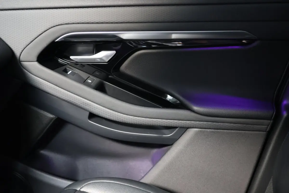 1.5 P300e AWD R-Dynamic HSE | panoramadak | meridian sound | elek. trekhaak | adap. cruise | carplay