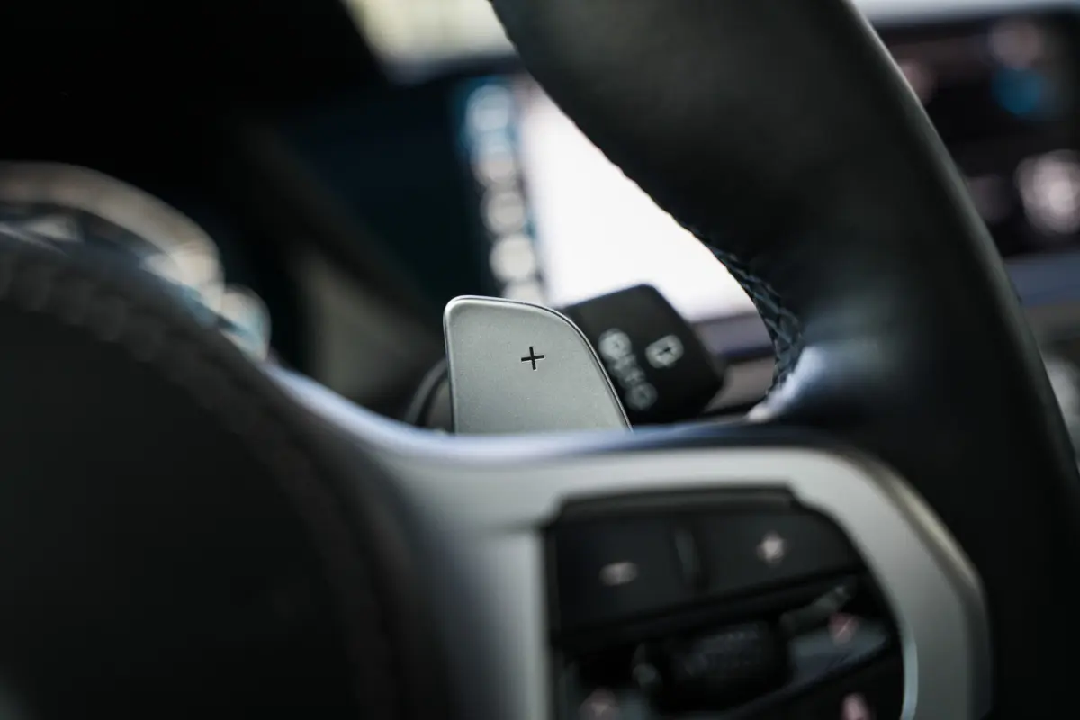 xDrive45e 394 pk High Executive M-Sportpakket /Sky-Lounge/ Laser/ Pano-Dak/ Harman&Kardon/ Soft-Close/ Massage/ Head-Up/ Adap.Cruise/ Keyless/ Trekhaak