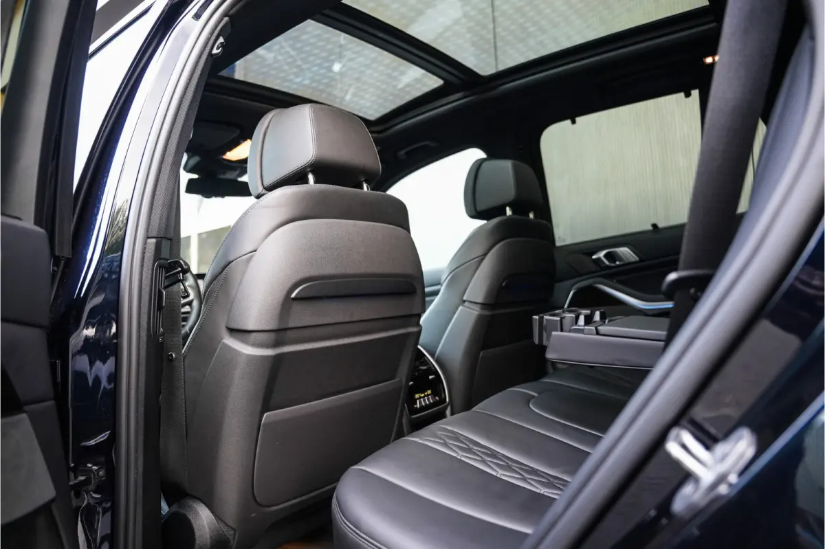 xDrive45e 394 pk High Executive M-Sportpakket /Sky-Lounge/ Laser/ Pano-Dak/ Harman&Kardon/ Soft-Close/ Massage/ Head-Up/ Adap.Cruise/ Keyless/ Trekhaak