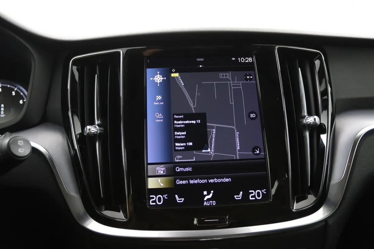 2.0 B3 Advantage | Leder | Camera | Stoel/ Stuurverwarming | Adaptive Cruise | BLIS | CarPlay/Android Auto
