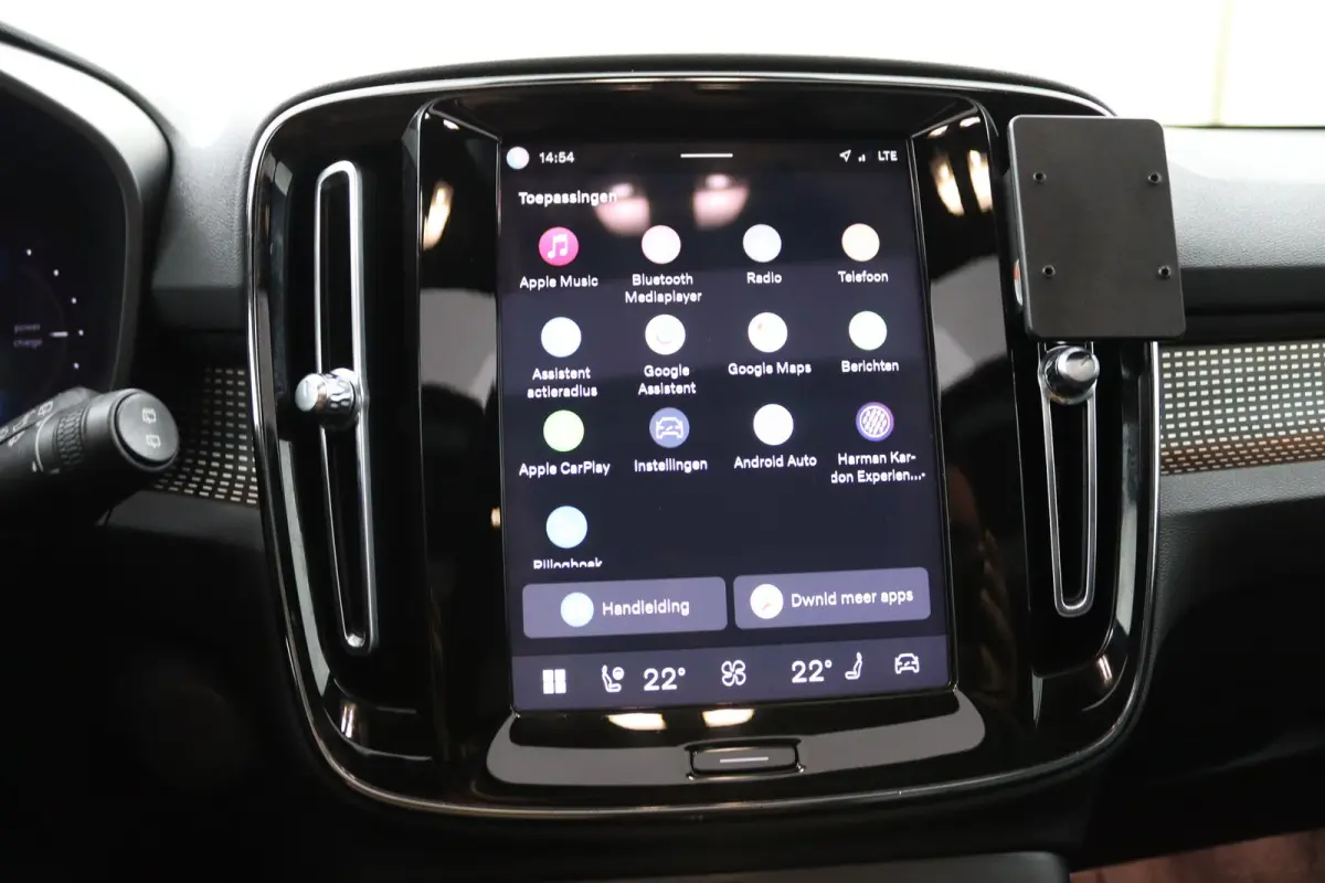 P8 AWD R-Design | Panoramadak | Warmtepomp | Adaptive LED | Leder | Harman/Kardon | Keyless | 360 Camera | BLIS