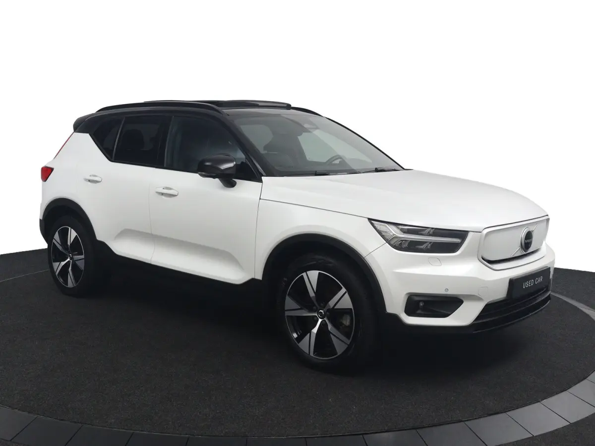 P8 AWD R-Design | Panoramadak | Warmtepomp | Adaptive LED | Leder | Harman/Kardon | Keyless | 360 Camera | BLIS