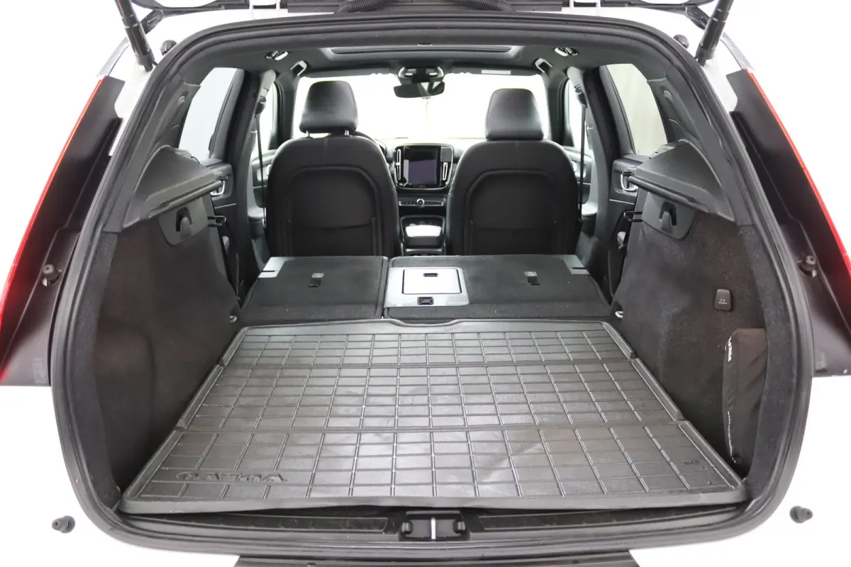 P8 AWD R-Design | Panoramadak | Warmtepomp | Adaptive LED | Leder | Harman/Kardon | Keyless | 360 Camera | BLIS