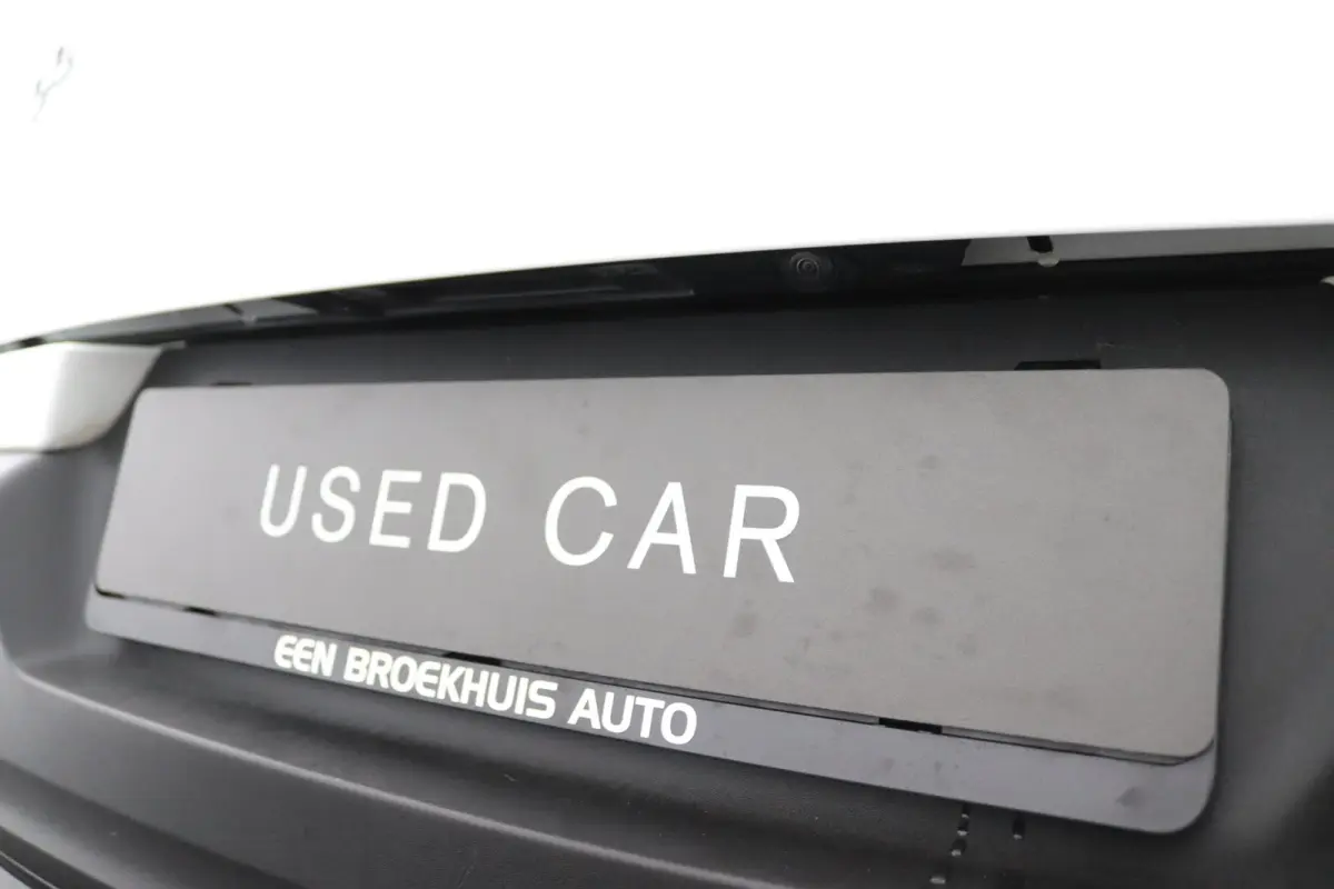 P8 AWD R-Design | Panoramadak | Warmtepomp | Adaptive LED | Leder | Harman/Kardon | Keyless | 360 Camera | BLIS