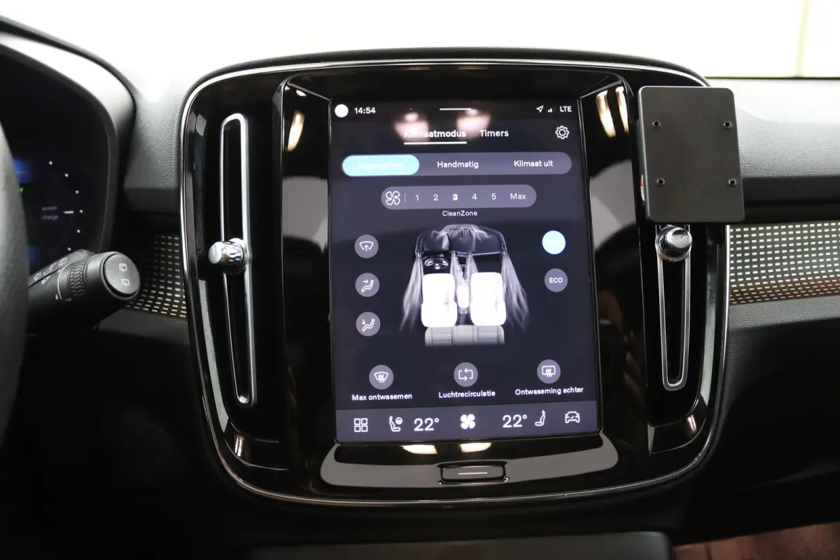 P8 AWD R-Design | Panoramadak | Warmtepomp | Adaptive LED | Leder | Harman/Kardon | Keyless | 360 Camera | BLIS