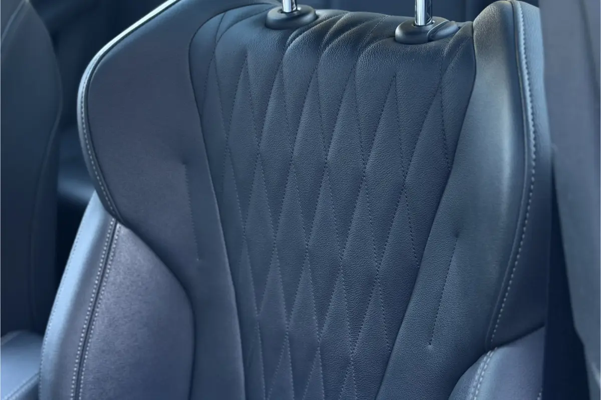 225e xDrive M-Sport | Panodak | Leder | 360 Camera | Comfort Access