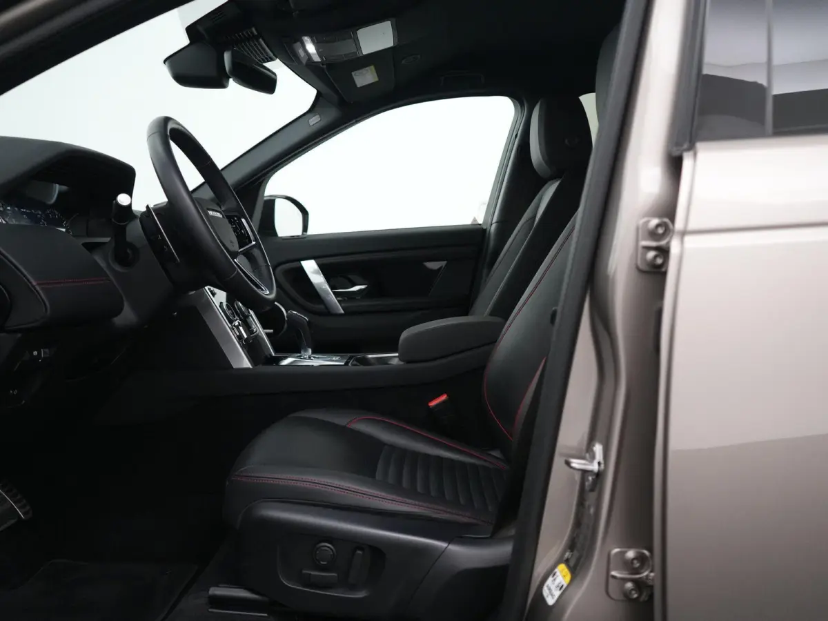 P300e 1.5 R-Dynamic SE | Cold Climate Pack | Meridian™ Surround Sound | Afneembare Trekhaak