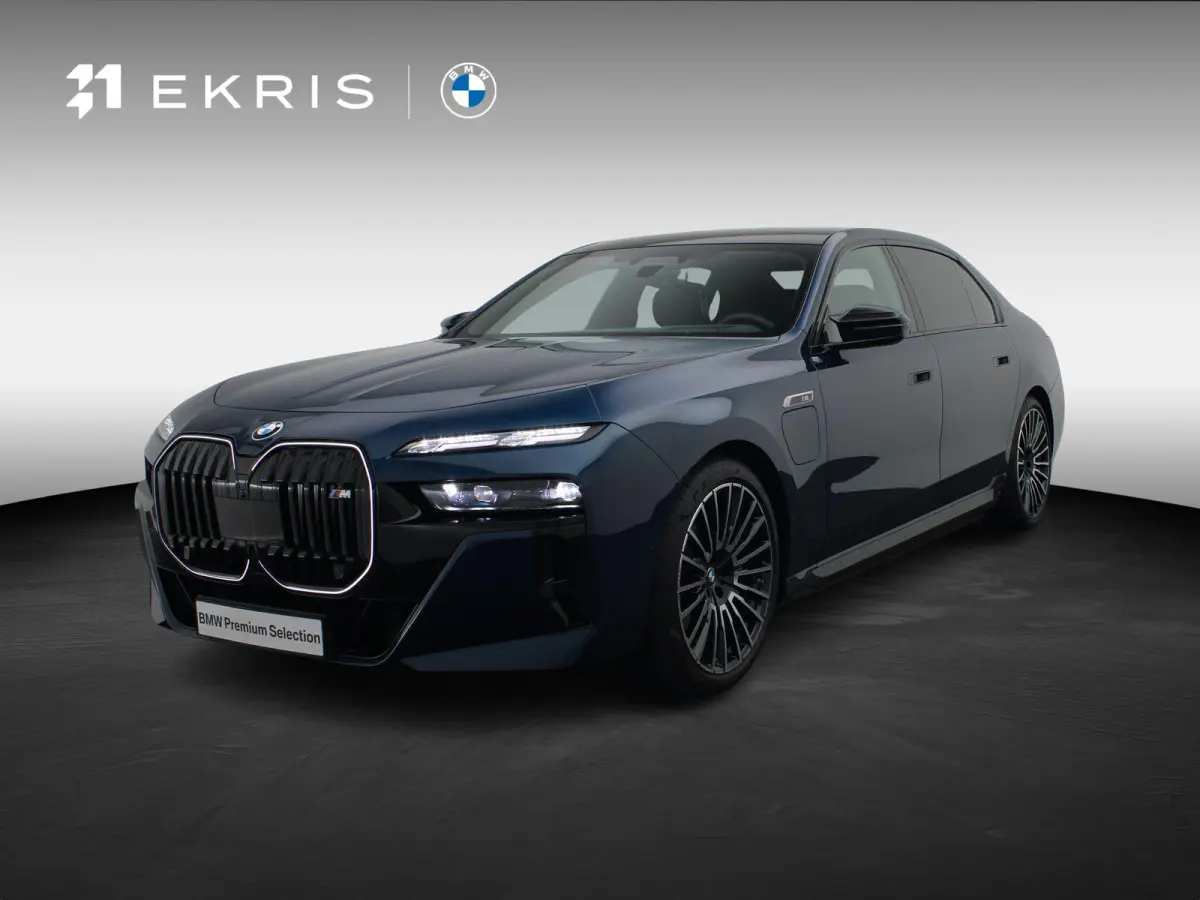 M760e xDrive M Performance Pack | Innovation Pack | Executive Pack | Executive Lounge | Connoisseur Pack | Integral Active Steering | Trekhaak | Panoramadak Sky Lounge | Driving Assistant Pr