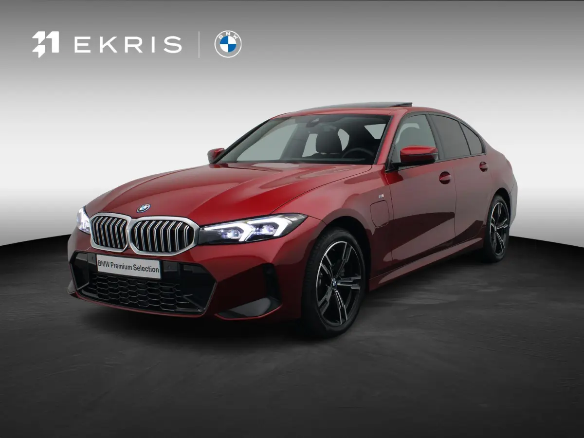 330e M Sportpakket | Comfort Pack | Trekhaak  | Schuifdak | DAB | HiFi | 18''