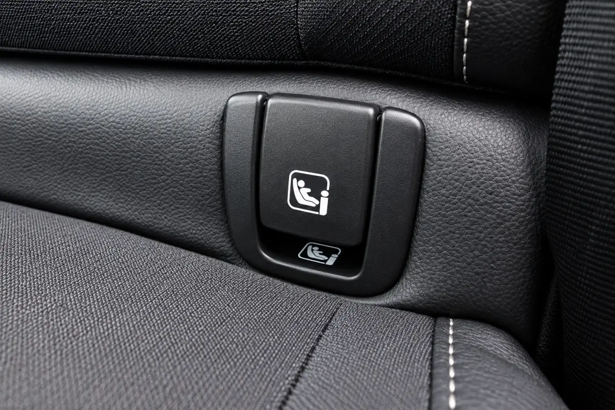 1.5 T3 Momentum | BLIS | Camera | Trekhaak Elektrisch Wegklapbaar | Cruise Control | DAB |