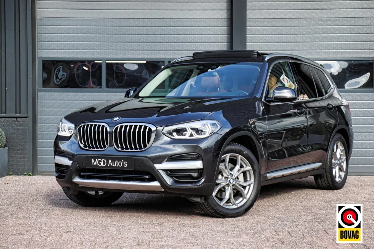 xDrive30e xLine |LED|PANO|LEDER|HUD|SFEERVERL.|STOELVERW.|TREKHAAK|CARPLAY