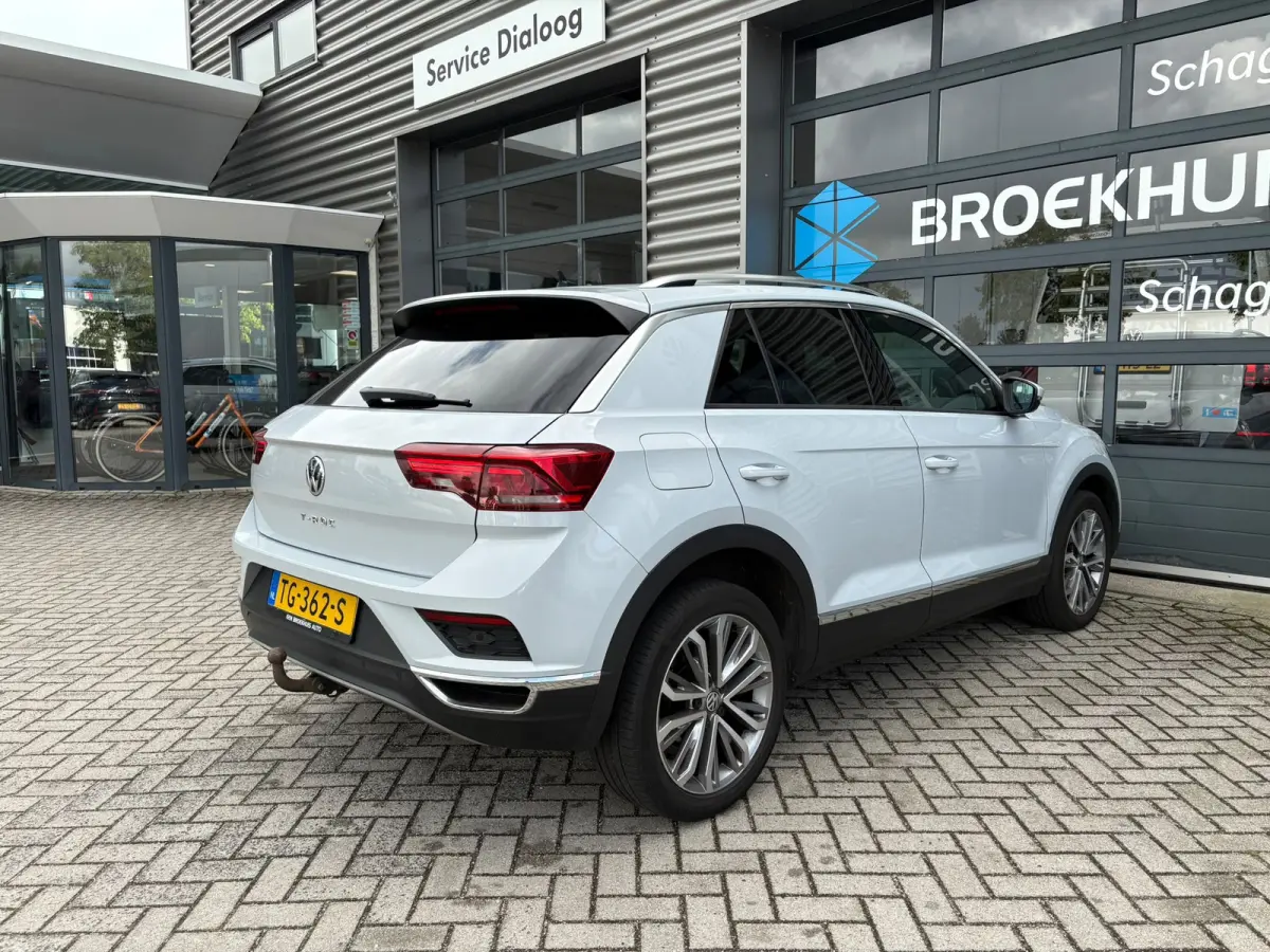 1.5 TSI 150 pk Sport | Trekhaak | Climatronic | Parkeersensoren | Ledkoplampen |