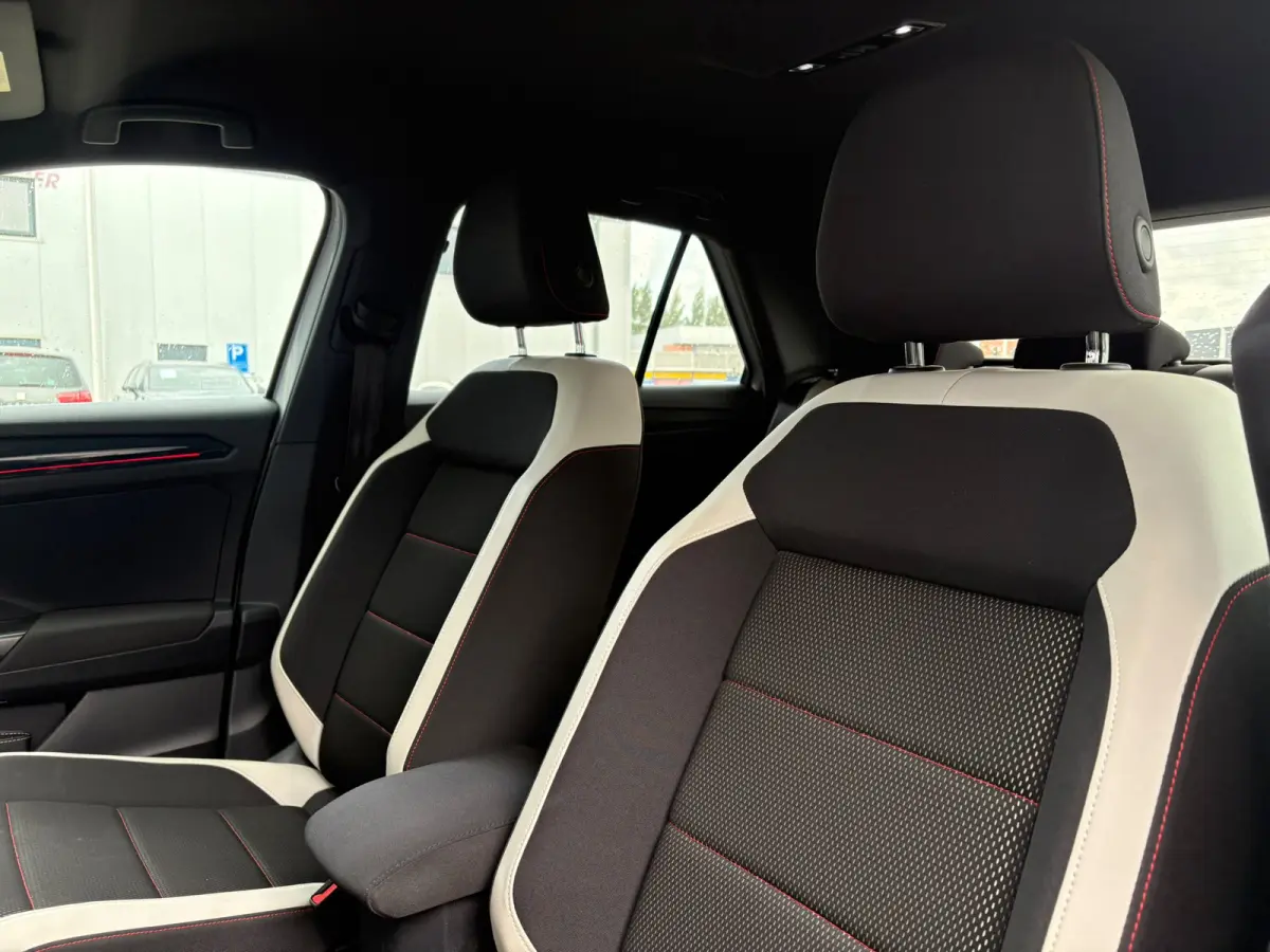 1.5 TSI 150 pk Sport | Trekhaak | Climatronic | Parkeersensoren | Ledkoplampen |