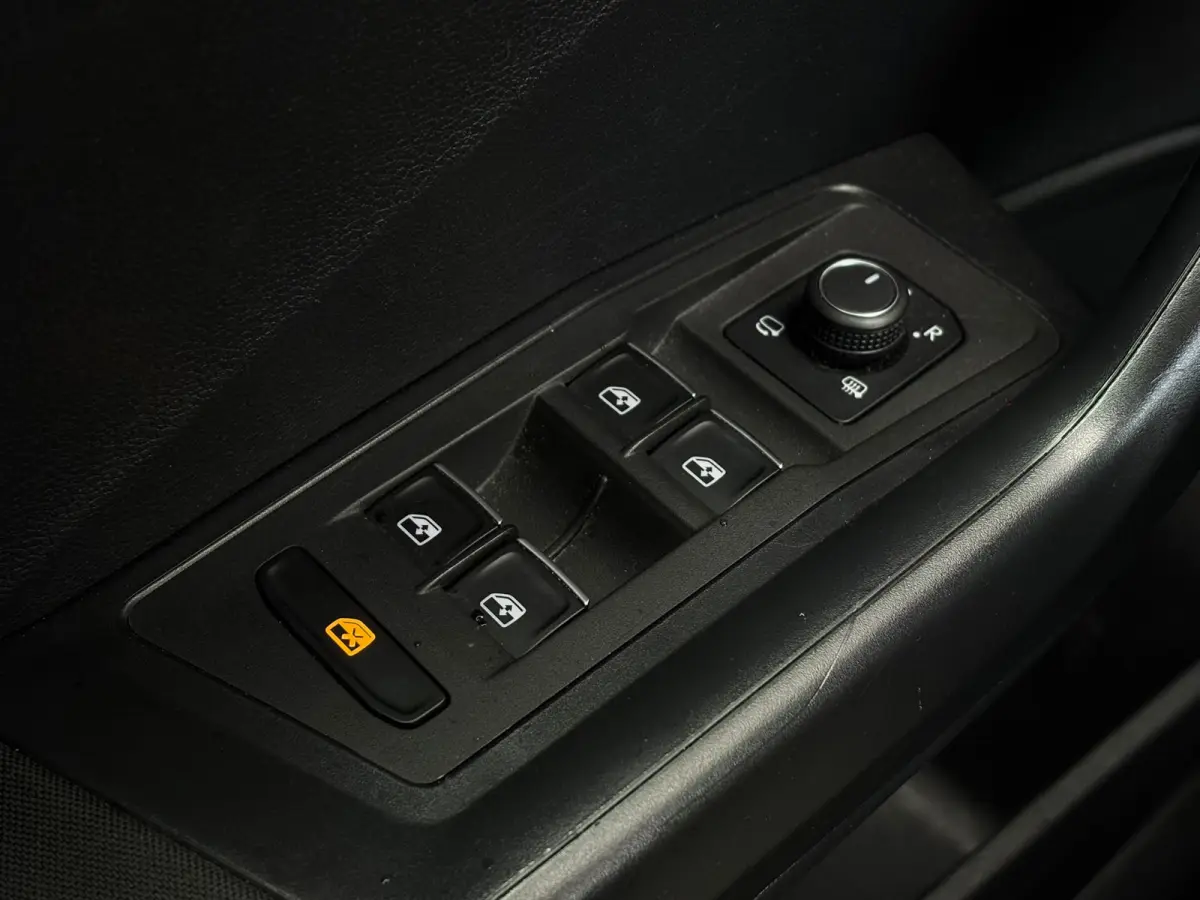 1.5 TSI 150 pk Sport | Trekhaak | Climatronic | Parkeersensoren | Ledkoplampen |