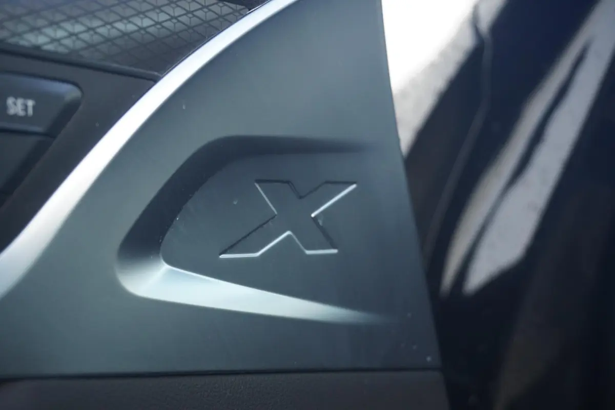 xDrive30e | M Sportpakket | Panoramadak | Elektrisch verstelbare stoelen | Harman Kardon | Head-Up Display