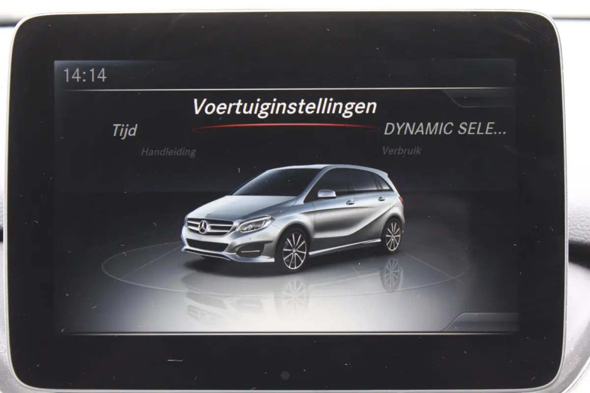 180 AUT7 Prestige LEDER NAVI CAMERA TREKHAAK