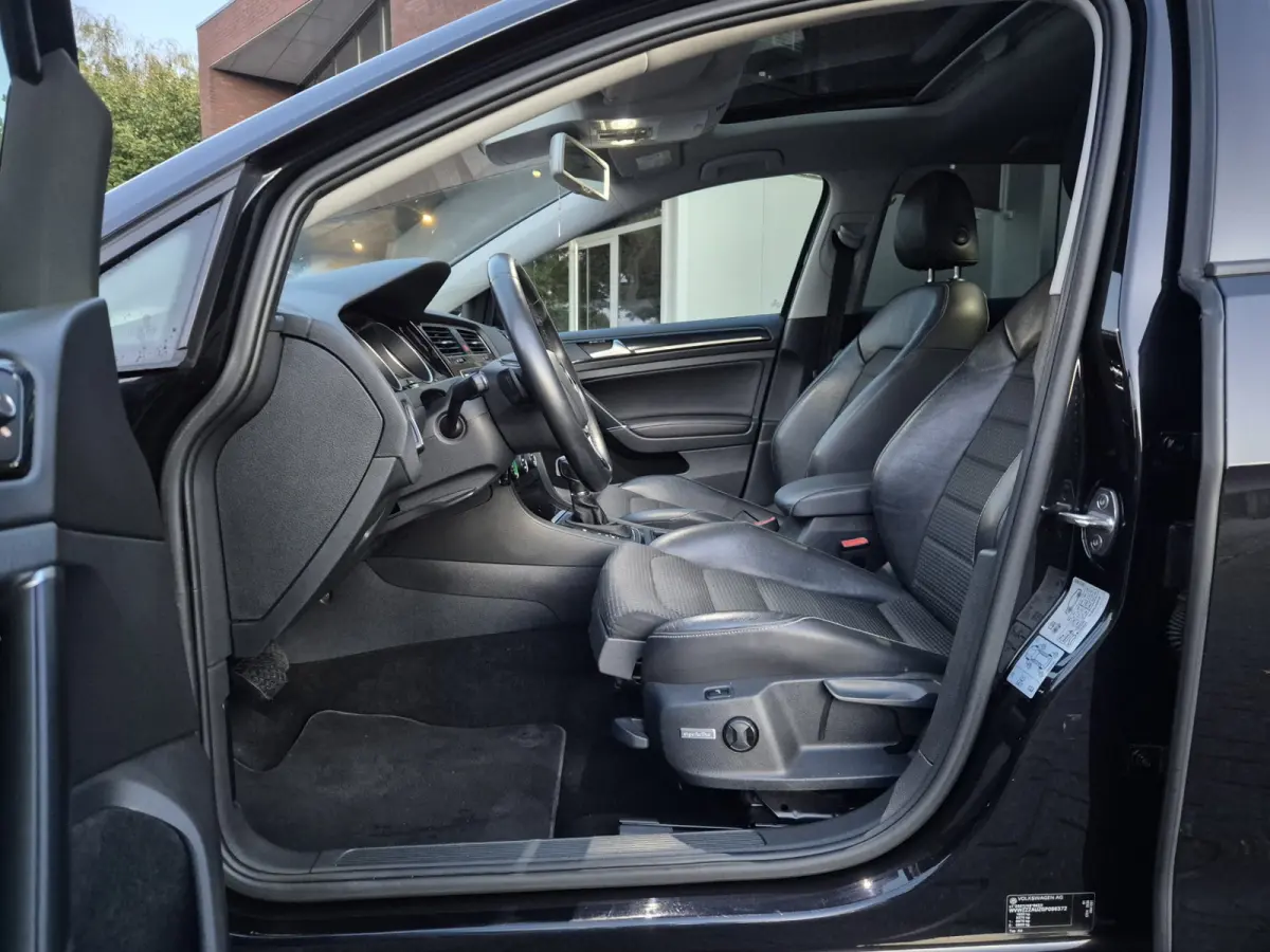 1.4 TSI ACT Connected Series Panorama Massage Stoel ZEER goed onderhouden