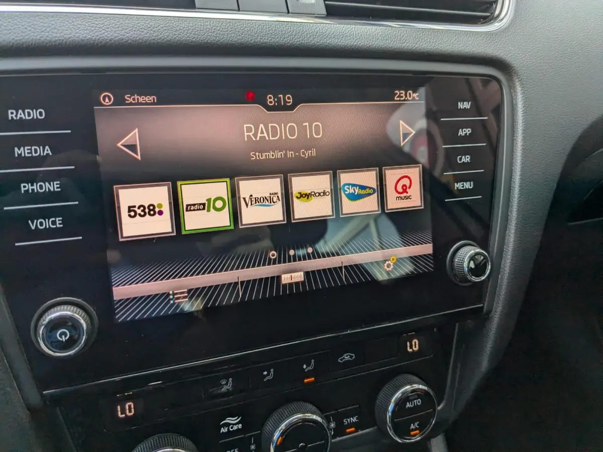 1.0 TSI ✅1e.eig✅deal.onh✅Carplay+auto