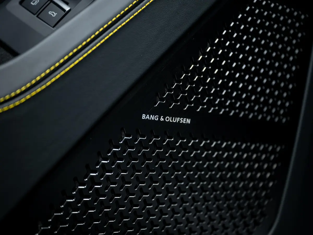4.0 V8 Hybrid | B&O 3D | Massage | Pano | Stoelventilatie | Carbon |