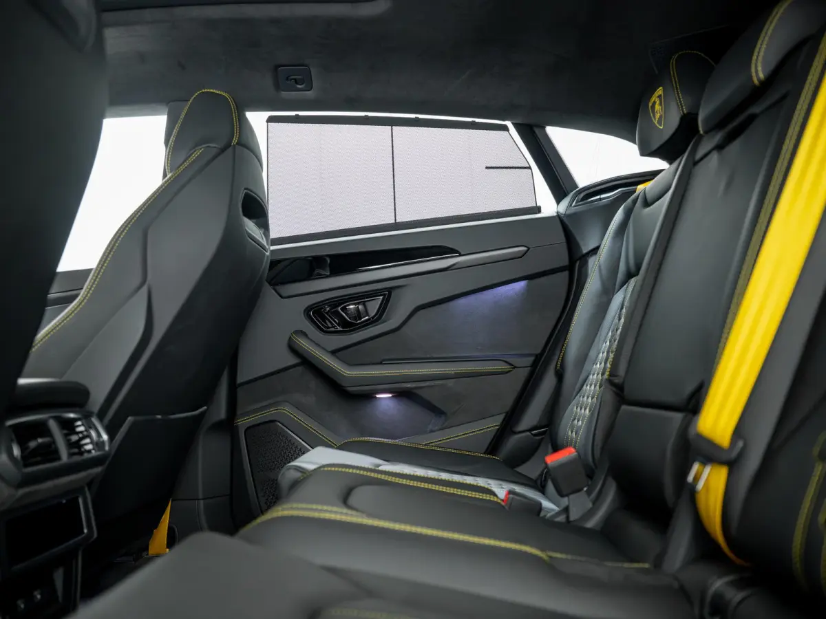 4.0 V8 Hybrid | B&O 3D | Massage | Pano | Stoelventilatie | Carbon |