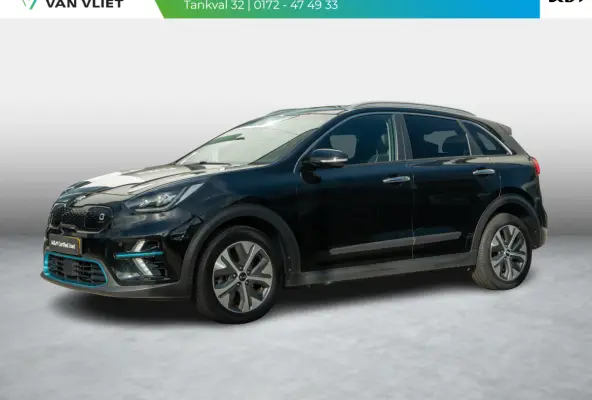 DynamicPlusLine 64 kWh SOH 97,2 % |Stoel en stuurverwarming | Schuif/-kanteldak | Achteruitrijcamera | Navigatie | Carplay | PDC voor & achter | Achteruitrijcamera